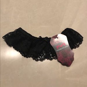 Maidenform Sexy Women’s Black Laced Garter